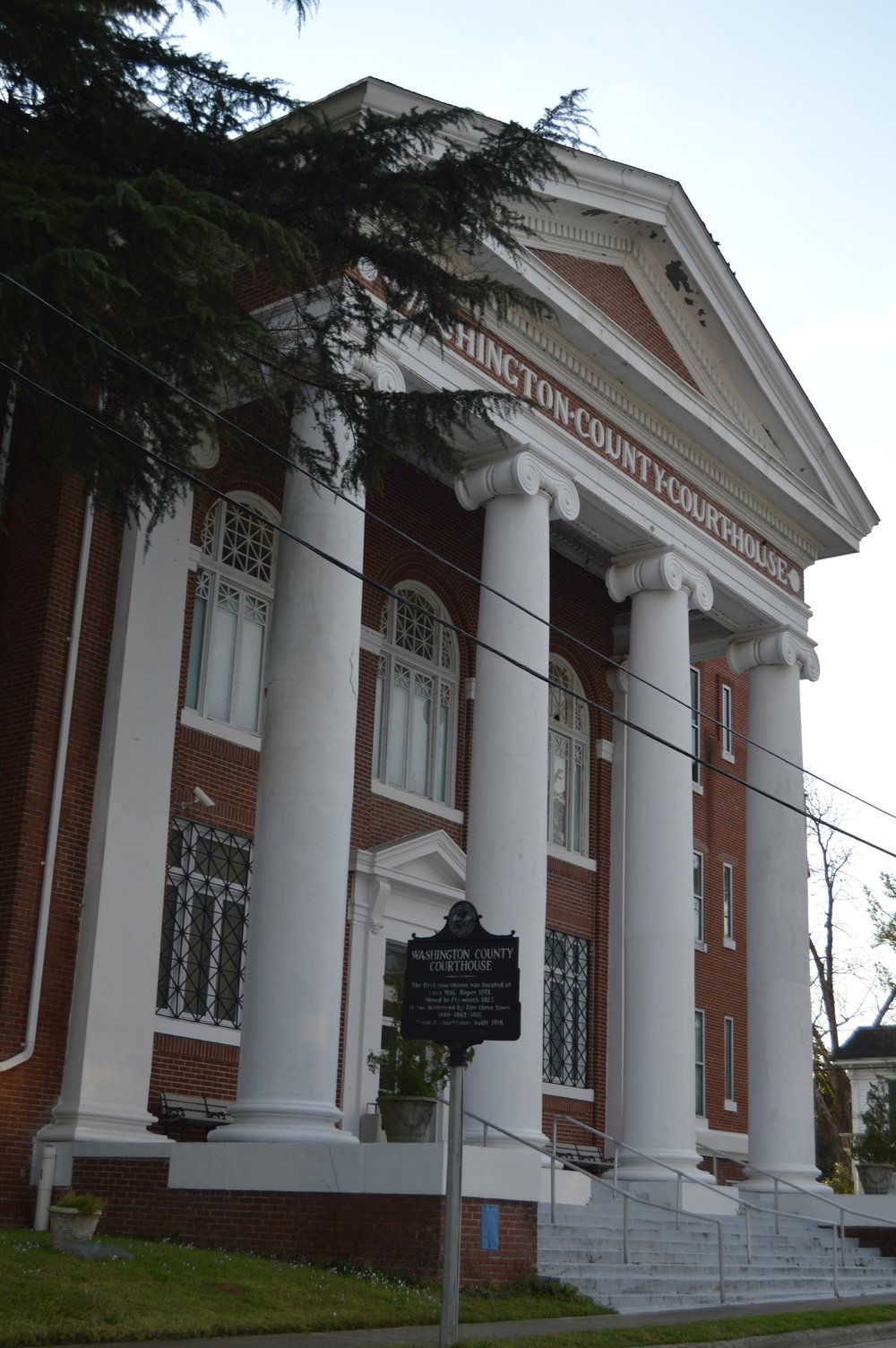 Washington_County_Courthouse,_Plymouth