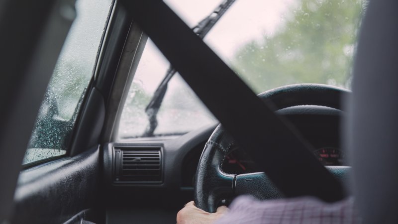 blur-car-caution-dash-163945.jpg