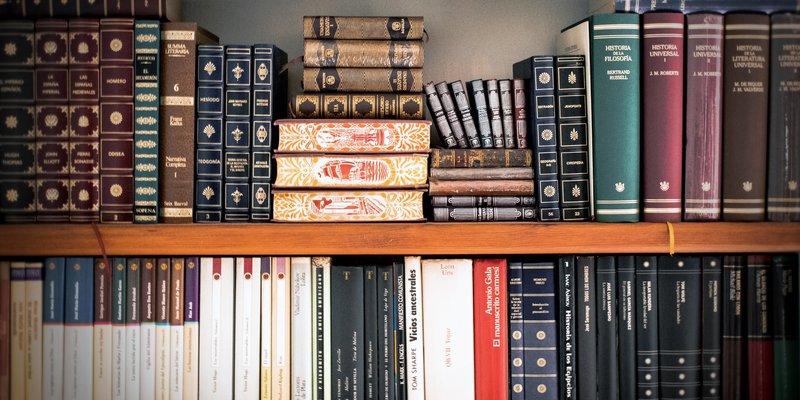 book-shelves-book-stack-bookcase-books-207662.jpg