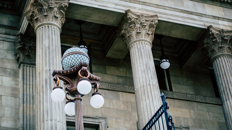 courthouse.jpg