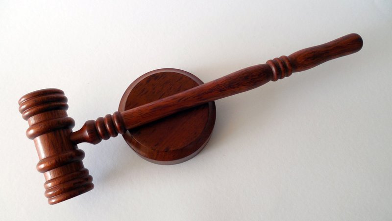 hammer-719065.jpg