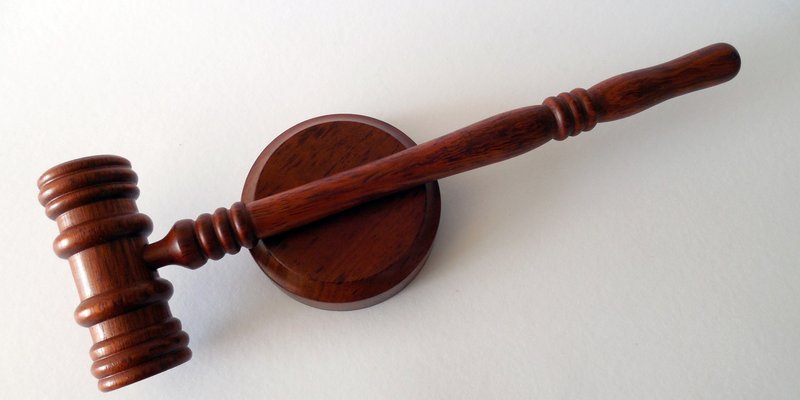 hammer-719065.jpg