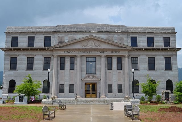 haywood county traffic court in waynesville nc.JPG